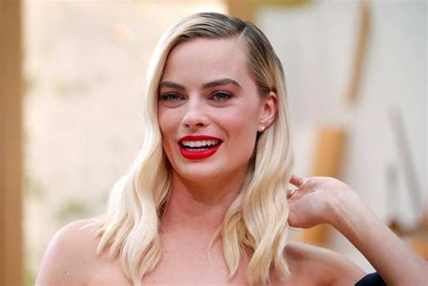 margot robbie nudes|Margot Robbie Reveals How Her Full